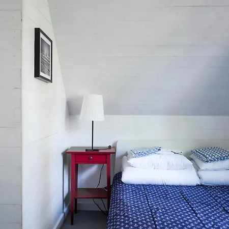 Marynarskie Domki Przy Placu Zabaw Holiday home *