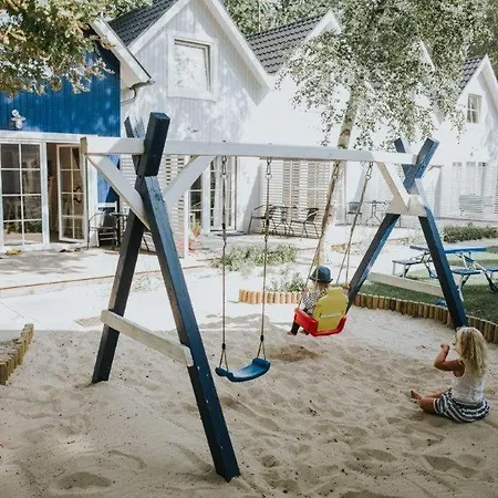 Holiday home Marynarskie Domki Przy Placu Zabaw